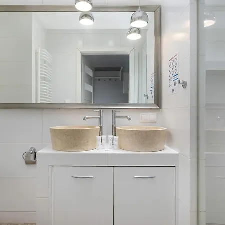 Appartamento Bright Smrekowa In With Parking By Renters